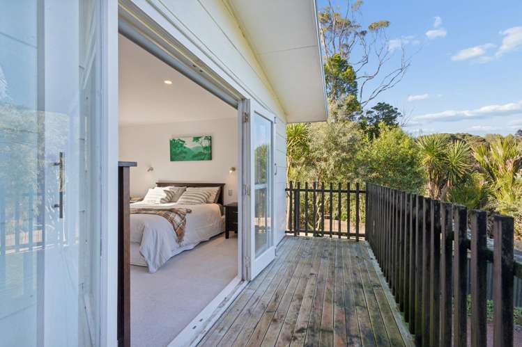 1 Kilgour Terrace Huia_10