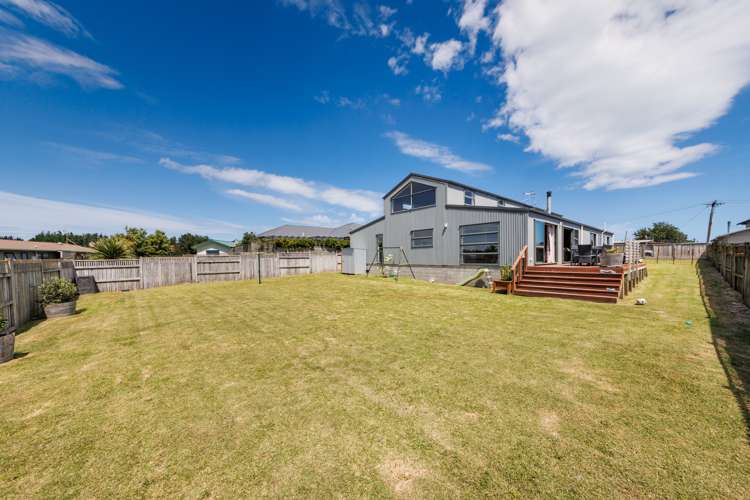 35 Barling Street Himatangi Beach_18