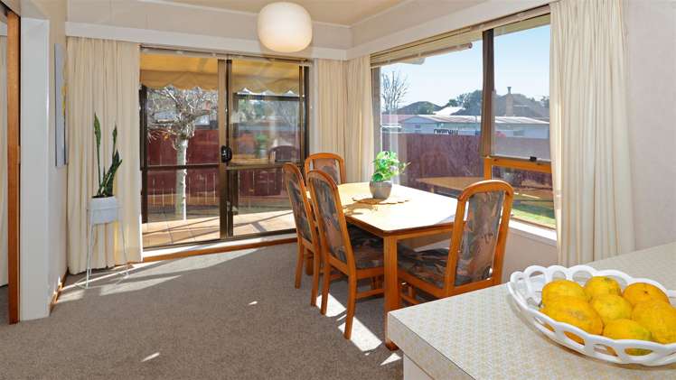 8/33 Swanson Road Henderson_11