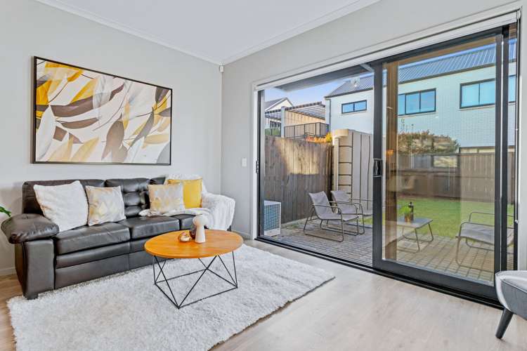 9 Kerewhenua Crescent Hobsonville_11