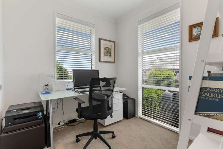 17 Lydiard Place Beachlands_24