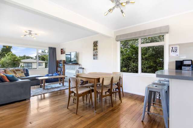 9 Mckenzie Road Owhata_4