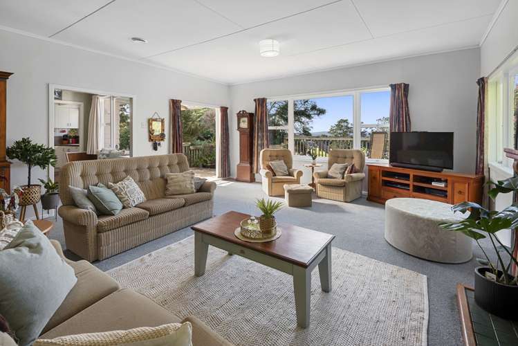 9 Going Road Matarau_2