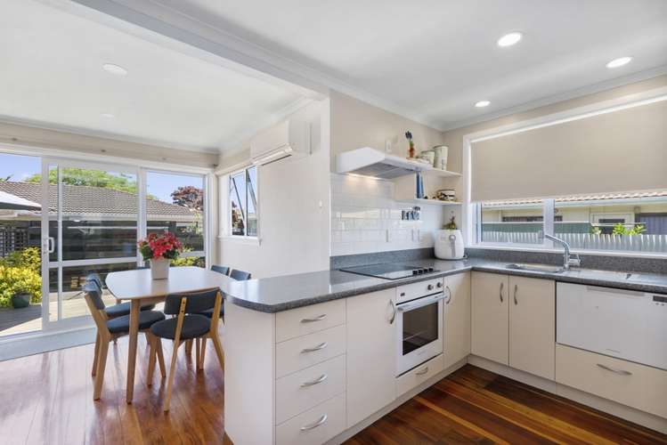 41 Robertson Street Glenholme_4