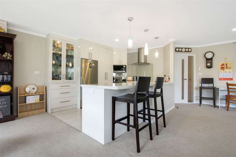 2 Friis Drive Katikati_5