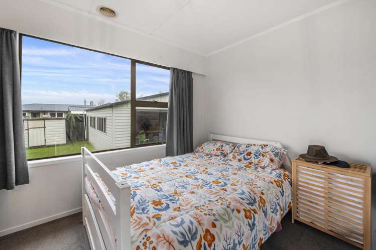 11 Browning Crescent Owhata_10