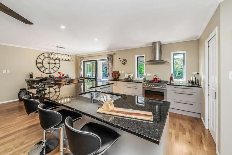 80 Bangor Road Darfield_11