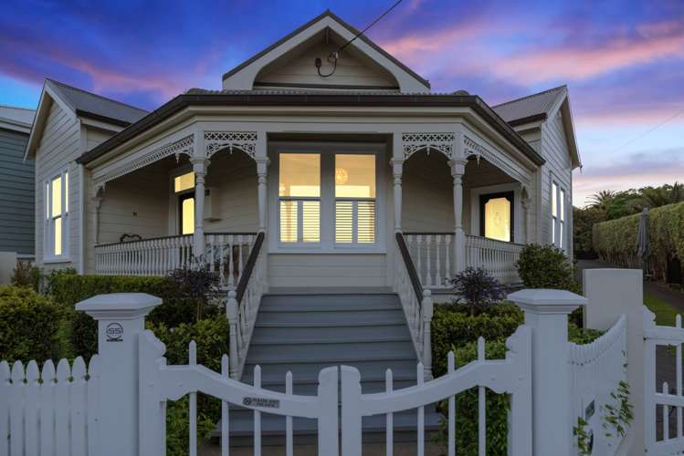 11 Shoal Bay Road Devonport_0