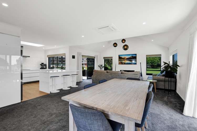 6 Francis Douglas Drive Westown_7