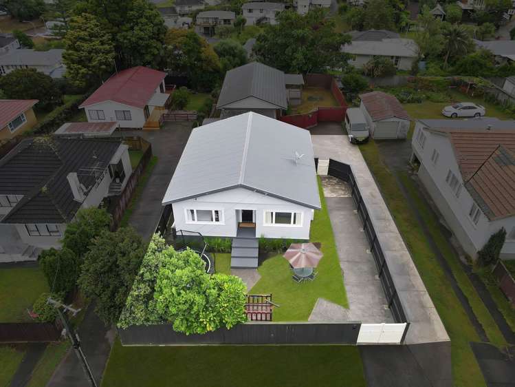 63 Commissariat Road Mount Wellington_1