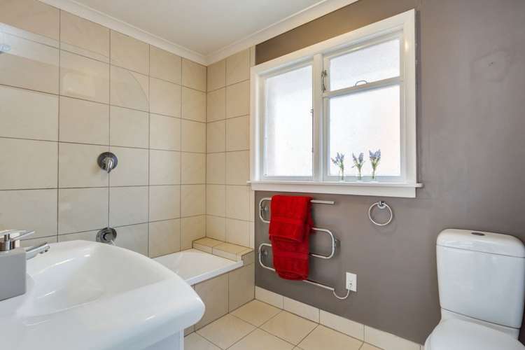 10 Mitchell Avenue Maryhill_12