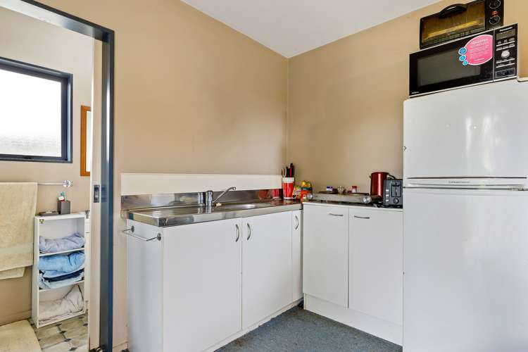 2 Swindon Lane Amberley_14