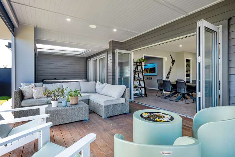 17 Honeyfield Drive Whalers Gate_29