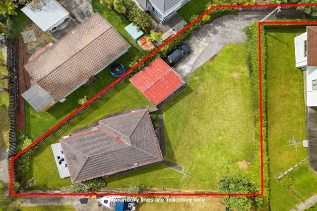 Prime Coastal! 944sqm Freehold by Beach & School