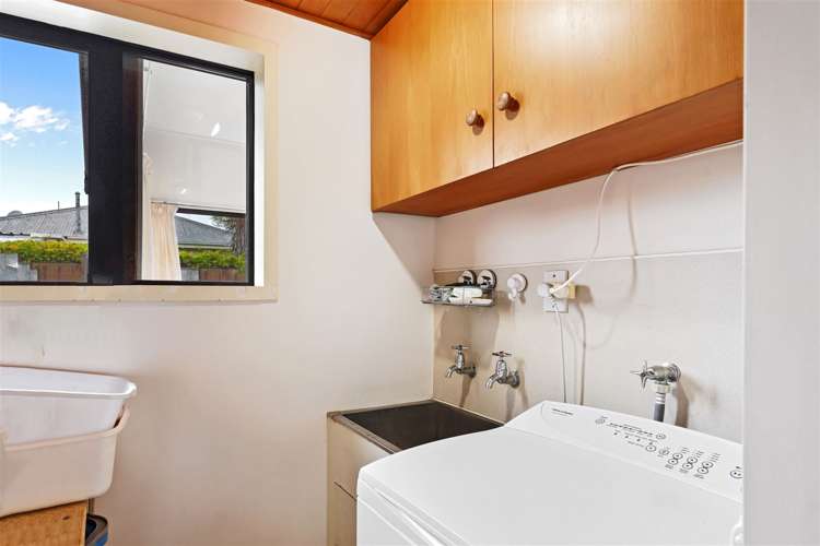 2/3 Celia Street Redcliffs_11