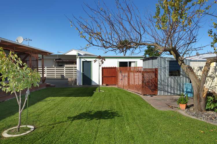 23 Lichfield Crescent Tamatea_12