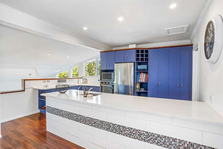 69 Ravenwood Drive Forrest Hill_15