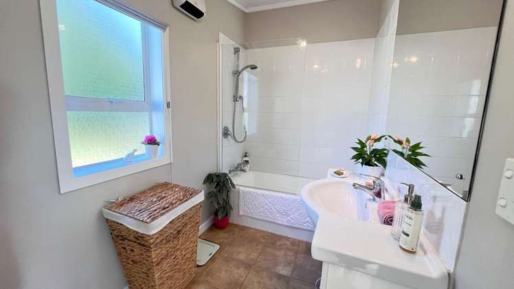 17 George Street Milton_21