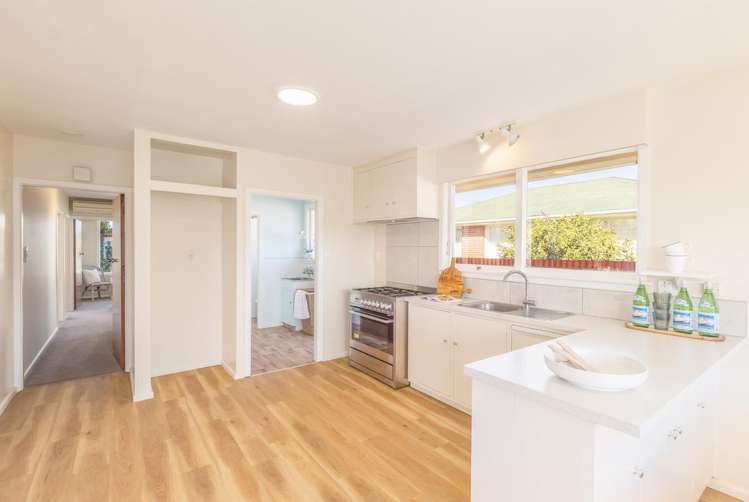 146 Springs Road Hornby_8