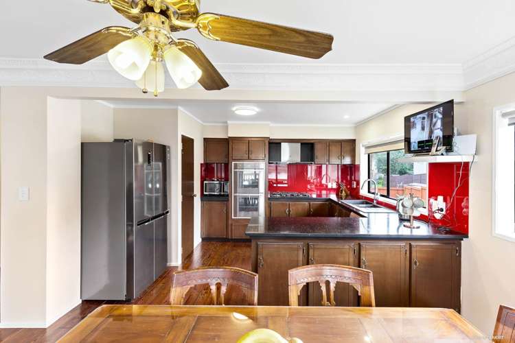 57 Saint Annes Crescent Wattle Downs_11