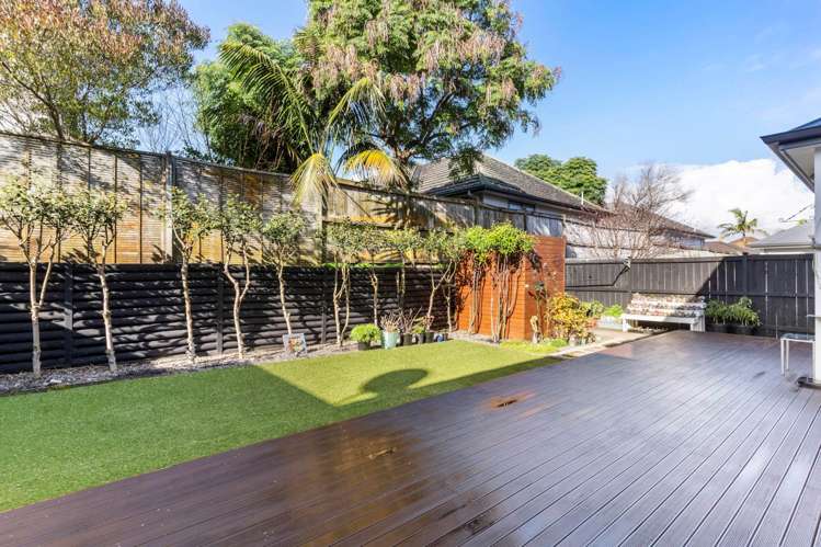 13 Shelby Lane Flat Bush_27