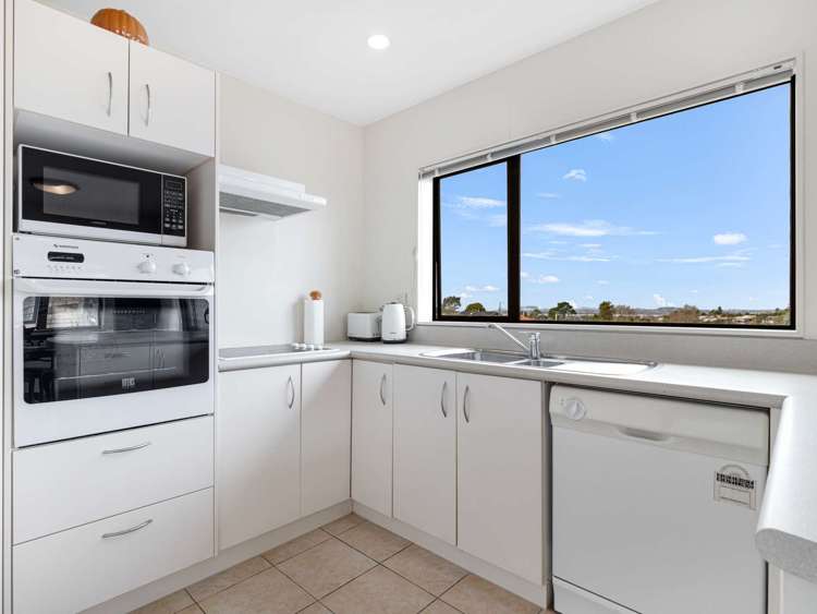 31/197 Royal Road Massey_16