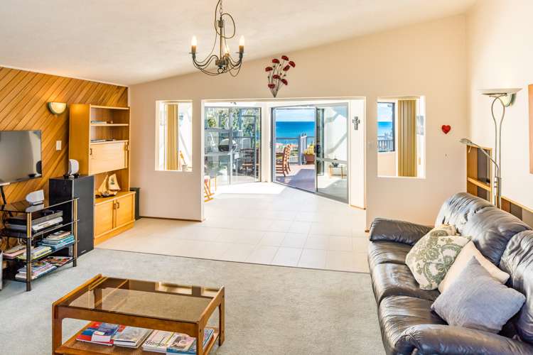 45 Mana View Road Paremata_6