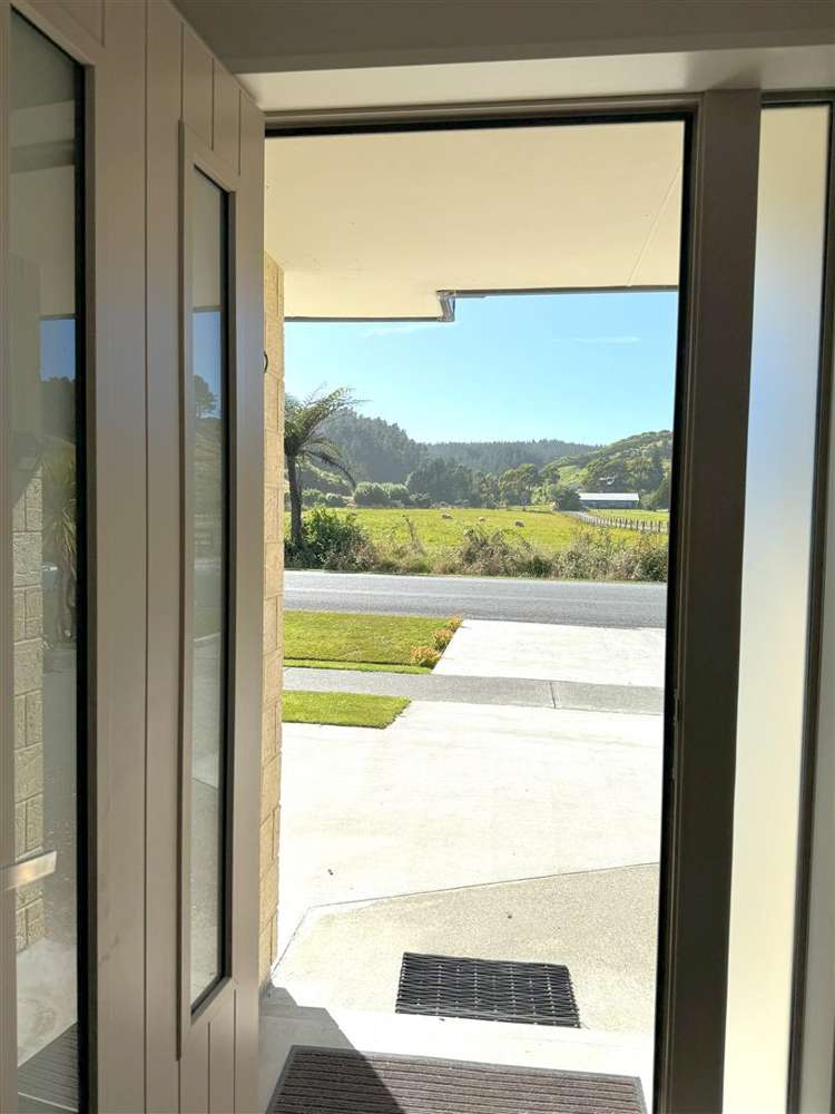 142a Coulson Road Paroa_20