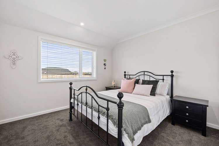 9 Kanuka Grove Kinloch_21