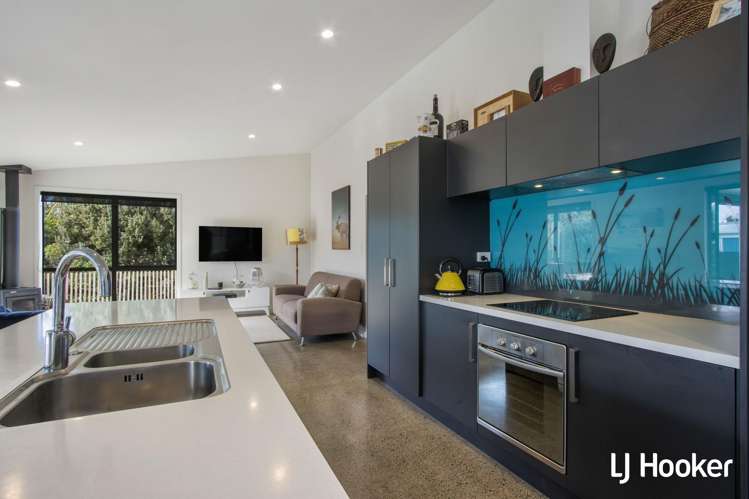 26 Reel Road Athenree_6