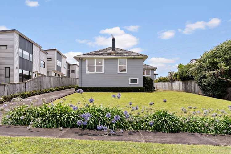 16 Clairville Crescent Wai O Taiki Bay_21