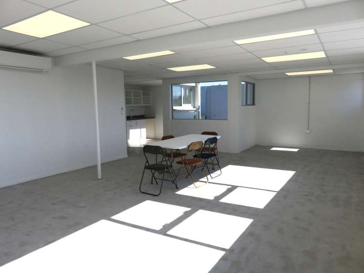 Office 2/5 Good Street Rangiora_5
