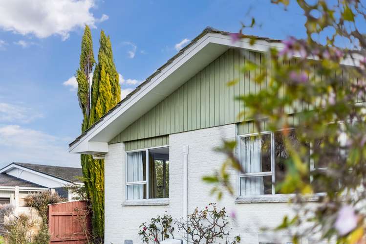 1/13 Roband Crescent Brown Owl_20