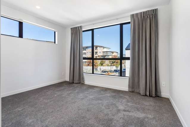 2/113 Boundary Road Blockhouse Bay_4