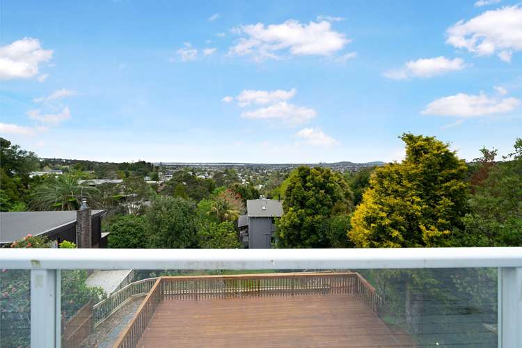 229 Golf Road Titirangi_19