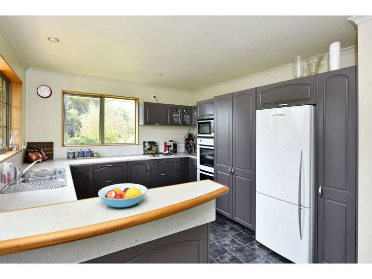 1 Hillplough Heights Richmond_11