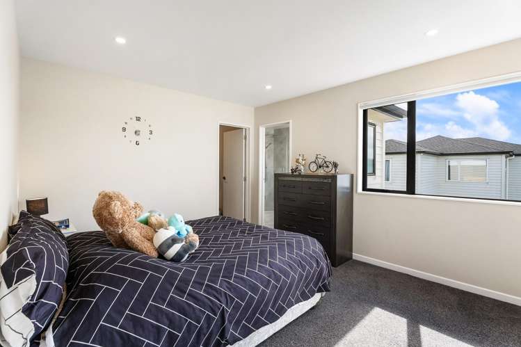 44 Kokowai Parade Hobsonville_16