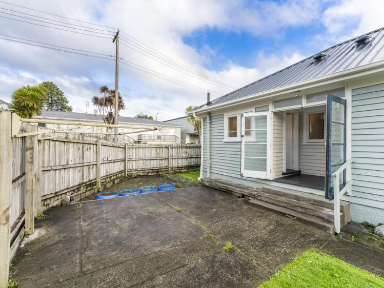 15 View Road Papakura_13