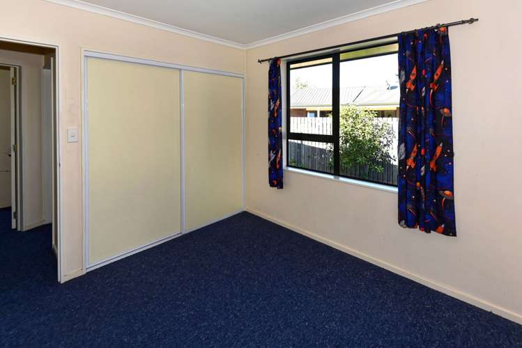 11 Devon Crescent Darfield_15