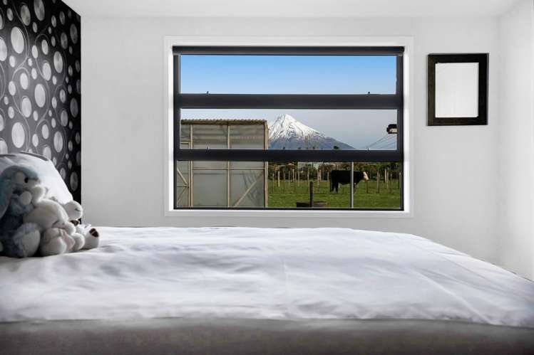 60 Monmouth Road Pembroke_31