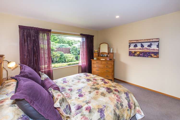 2/55 Roydon Drive Templeton_16