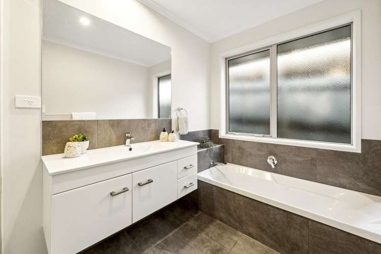 31 Rochfort Crescent Pyes Pa_19