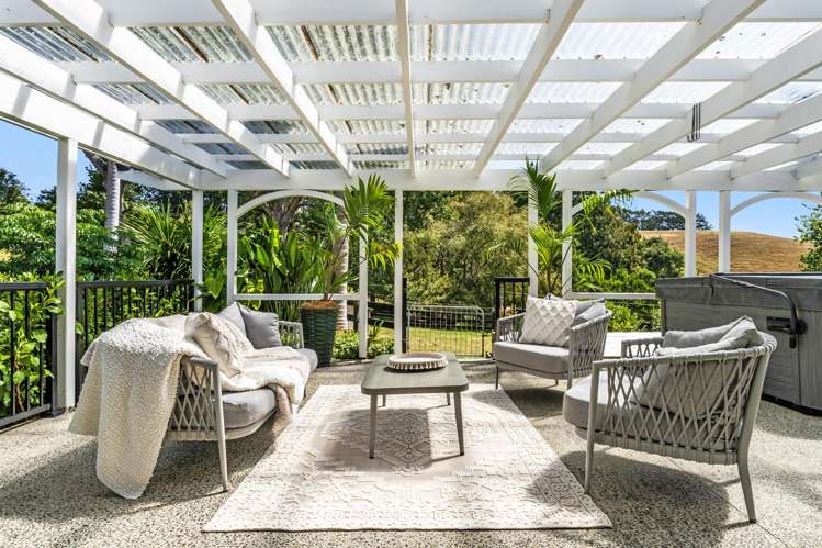 1539 State Highway 16 Helensville_32