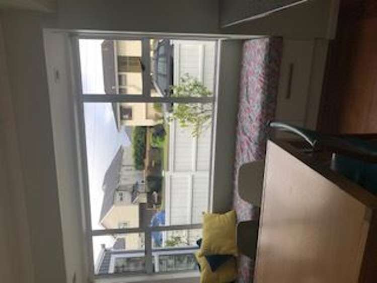 13 Tui Glen Road Birkenhead_8