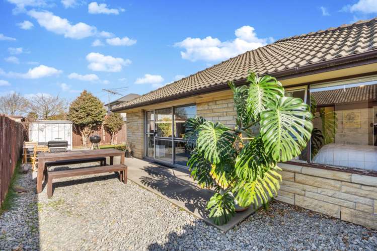 2/18 Peer Street Upper Riccarton_16