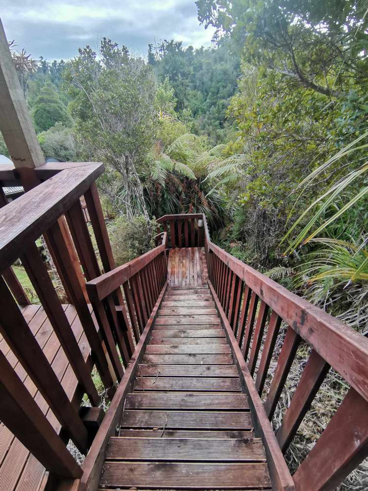 1 Cemetery Road Westland Surrounds_18