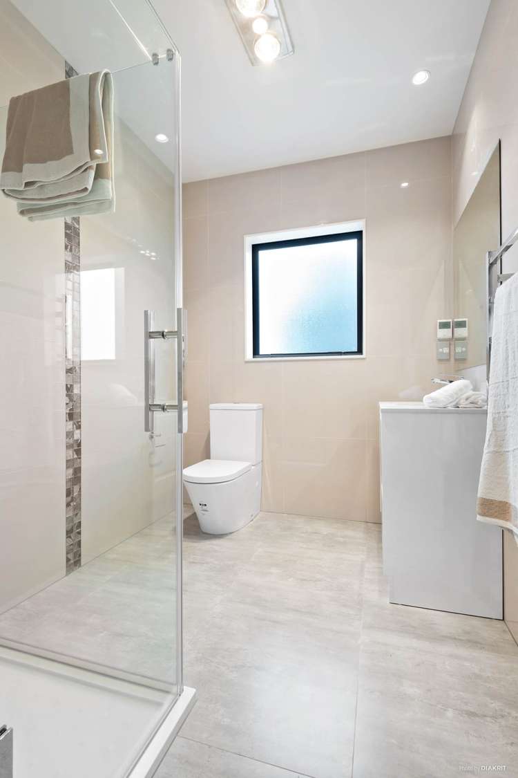 13 Somerset Place Stanmore Bay_17