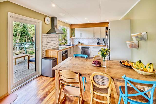 8 Haunui Road Pukerua Bay_4