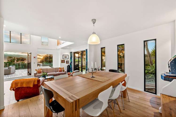 2 Ngatira Road Muriwai_16