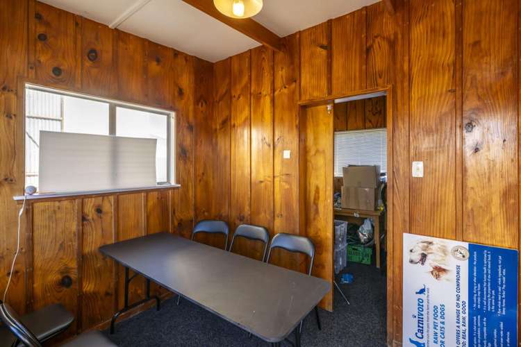 17-19 Carr Street Tuakau_10